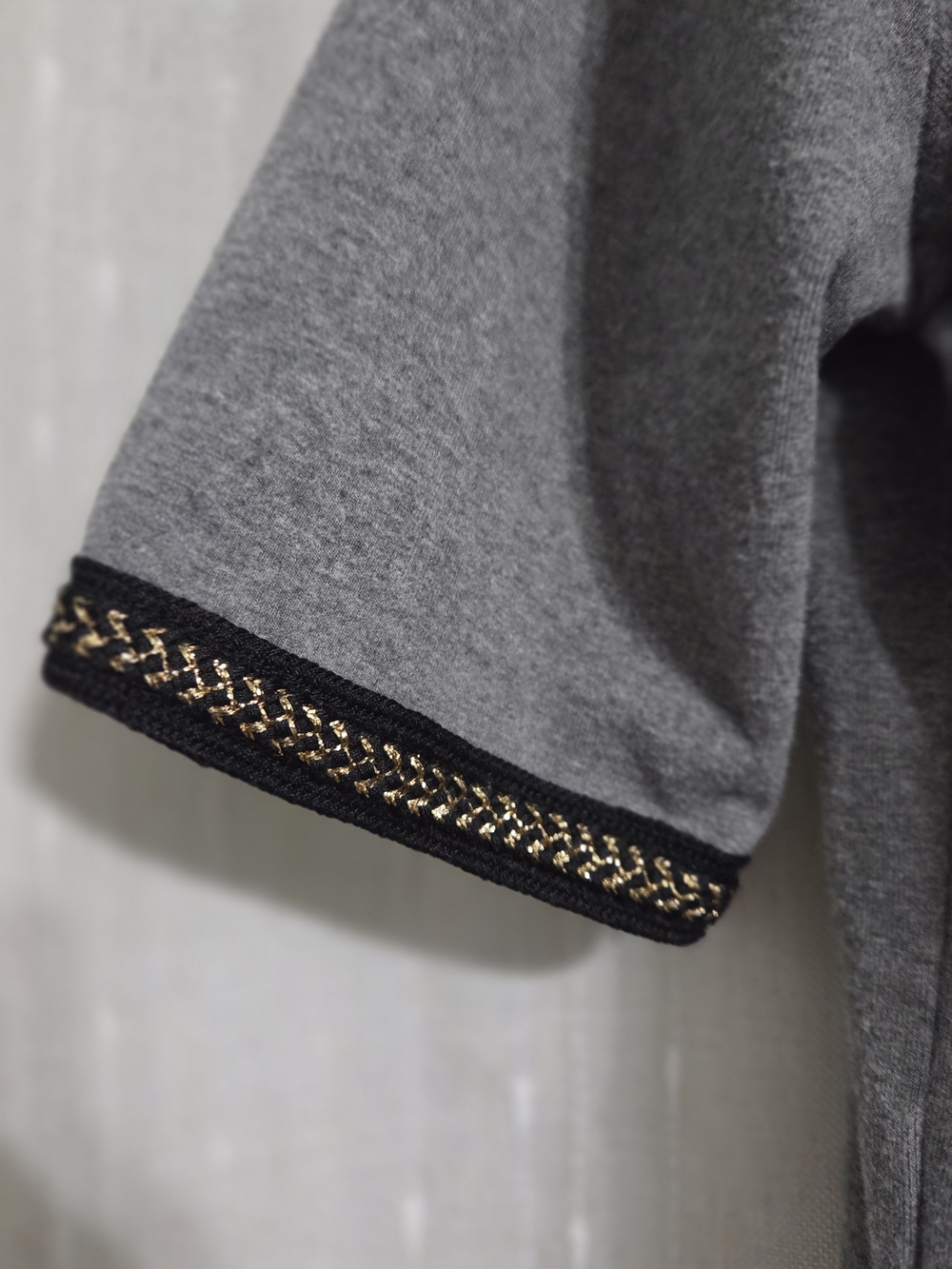 ZARA Gray Short-Sleeve Mock Neck Top with Trim - Picture 2 of 5
